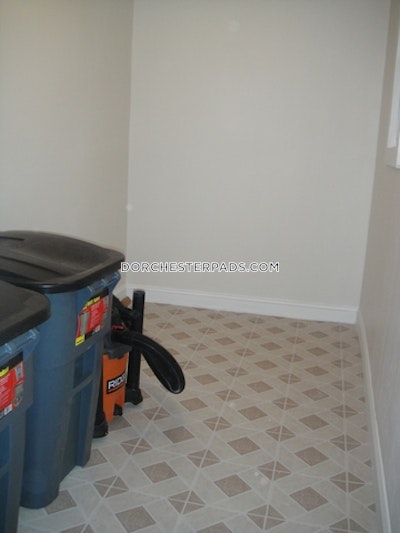 Dorchester Apartment for rent 3 Bedrooms 1 Bath Boston - $3,100