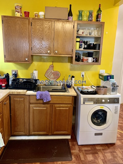 Mission Hill 4 Bed, 3 Bath Unit Boston - $6,000