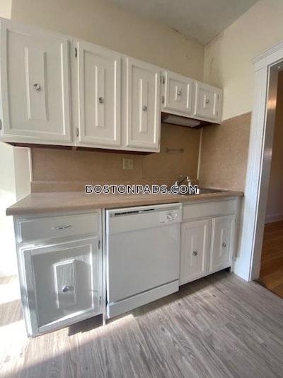 Brookline Spacious 3 Beds 1 Bath  Coolidge Corner - $4,300