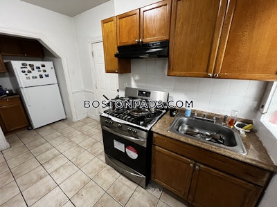 Fort Hill 3 Beds 1 Bath Boston - $3,800