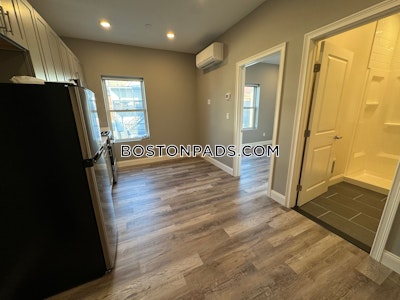 Revere Modern 1 bed 1 bath available NOW on North Shore Rd in Revere! - $2,150