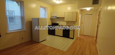 Allston/brighton Border Studio 1 Bath Boston - $2,100